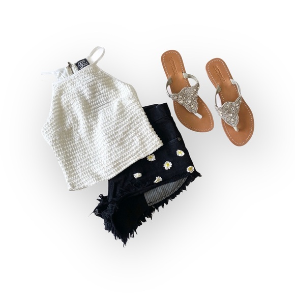 new LF One Way ✌︎︎ Festival Crochet Halter Spaghetti Strap Crop Top ✌︎︎ White 8 - Picture 8 of 15